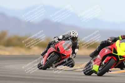 media/Jan-15-2023-SoCal Trackdays (Sun) [[c1237a034a]]/Turn 15 (1pm)/